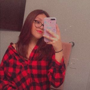 Meet your Posher, Alexia